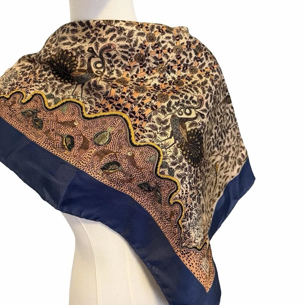 Rare Vintage Liberty of London‎ All silk scarf Made In England 